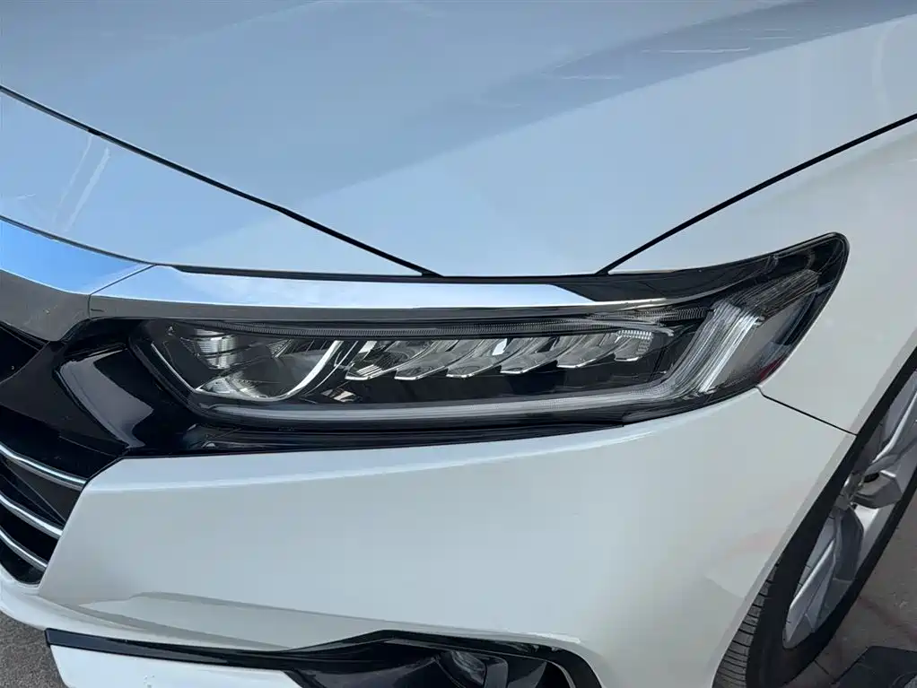 Honda Accord 2023 — фото 3