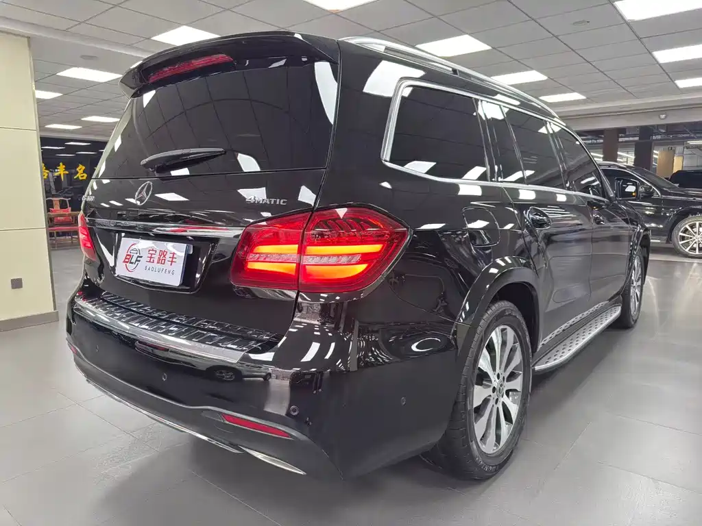 Mercedes-Benz GLS 2018 — фото 16