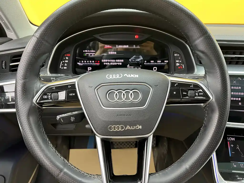 Audi A6 2023 — фото 10