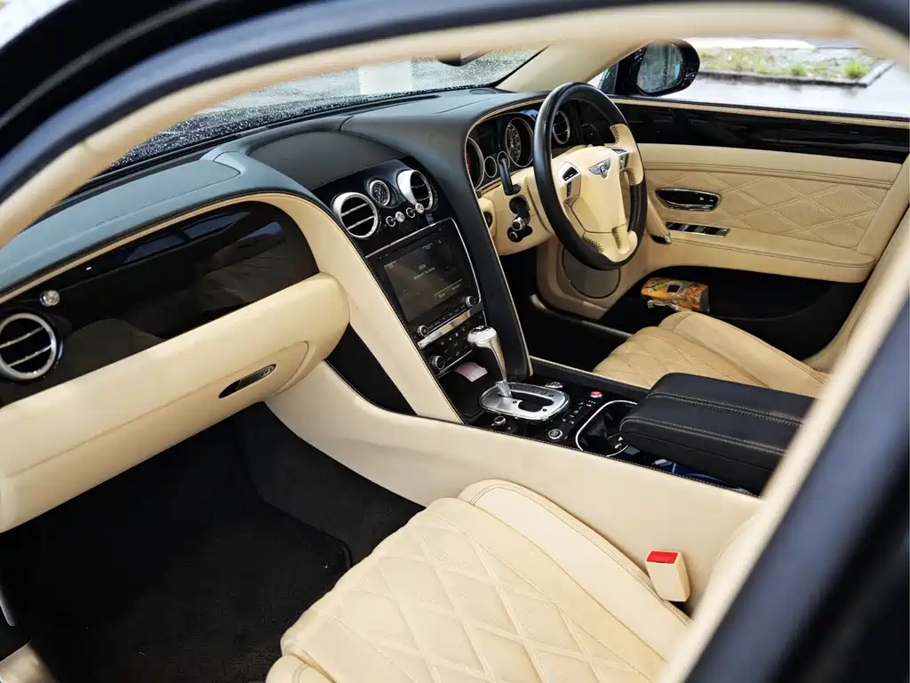 Bentley Flying Spur 2014 — фото 4