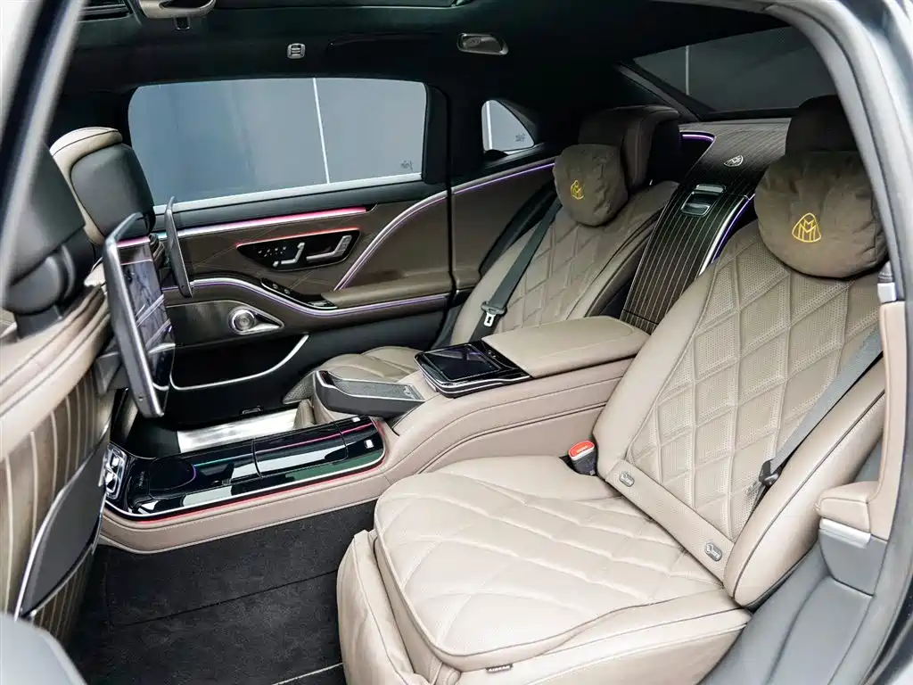 Mercedes-Benz S-Class 2025 — фото 16