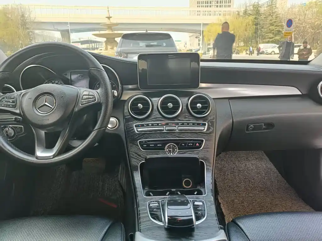 Mercedes-Benz C-Class 2015 — фото 8