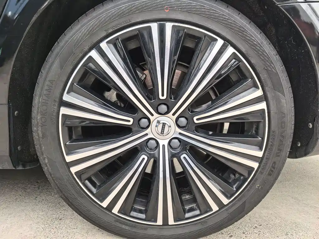 Volvo S90 2022 — фото 12