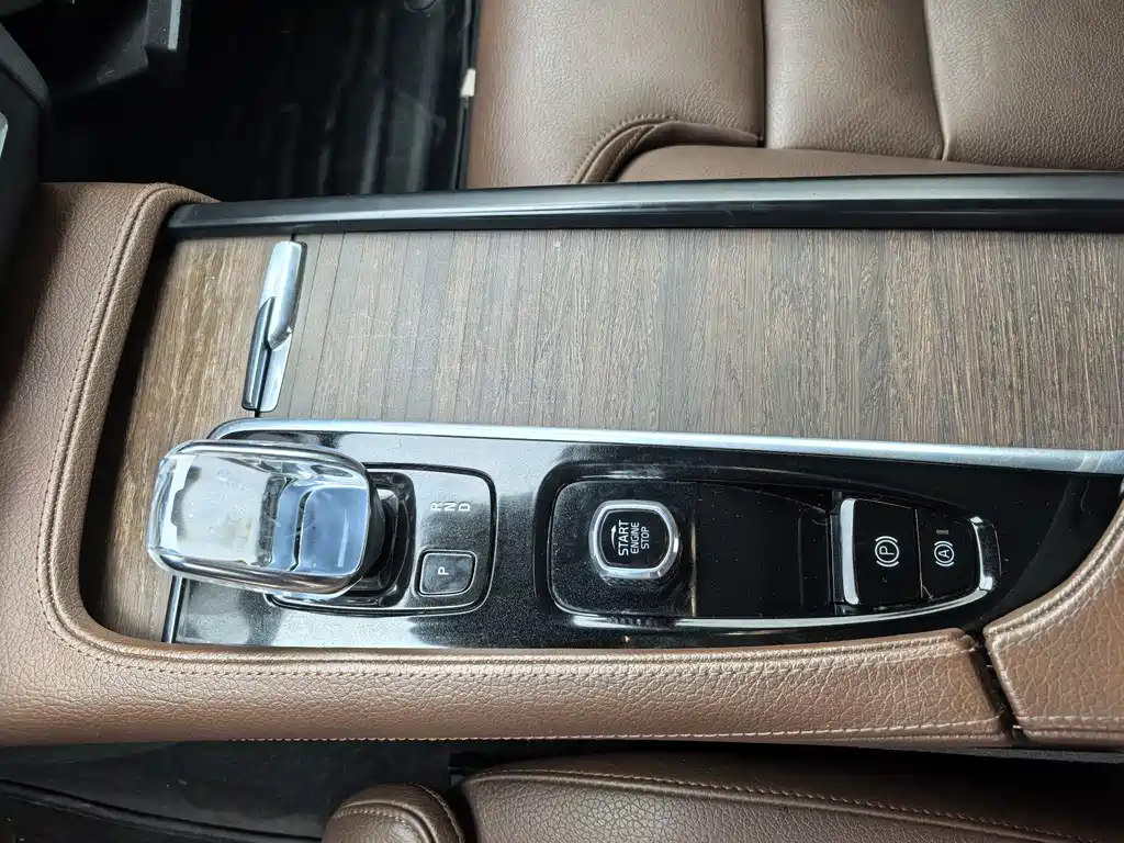 Volvo S90 2022 — фото 14