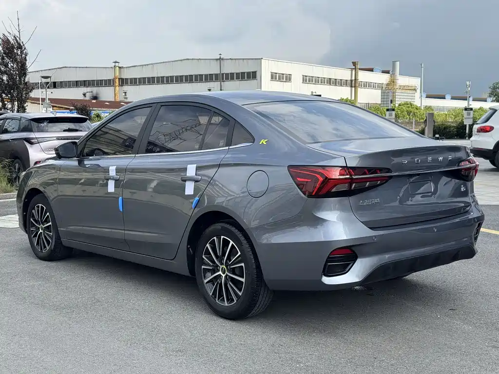 Roewe i5 2022