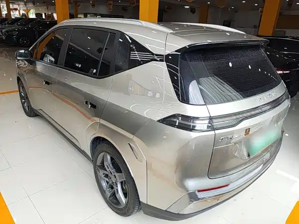 Aion Y 2023