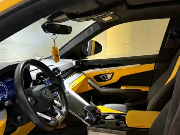 Lamborghini Urus 2022