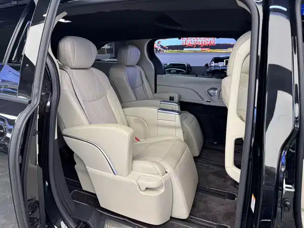 Toyota Sienna 2024