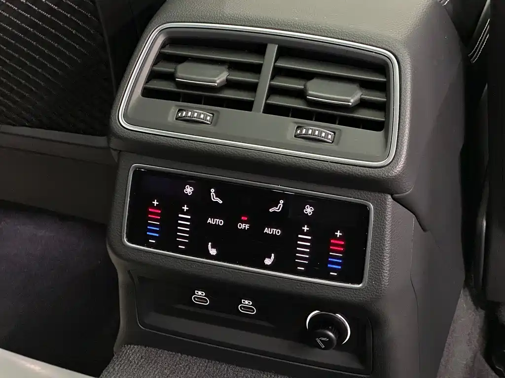 Audi A6L 2023 — фото 15