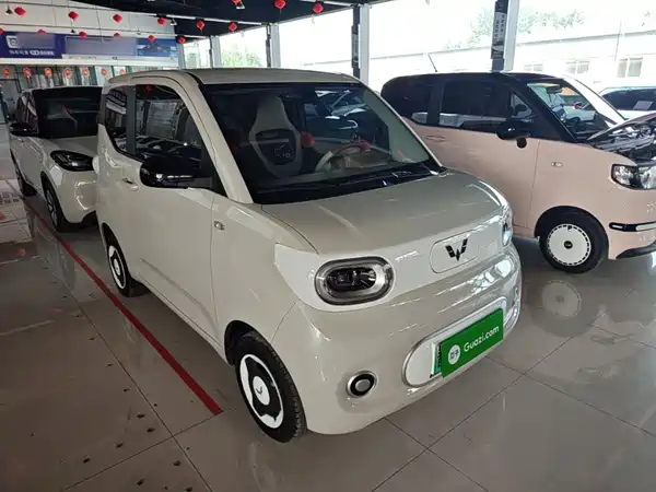 Wuling Hongguang MINIEV 2025