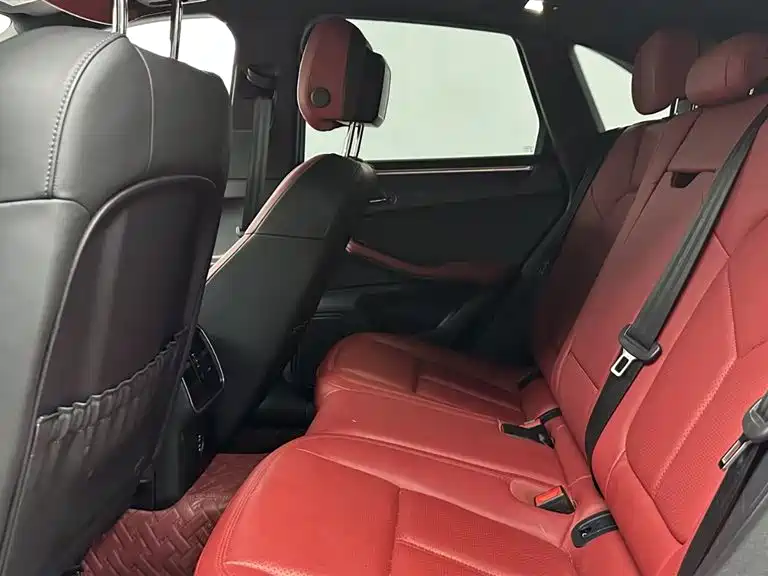 Porsche Macan 2022 — фото 12