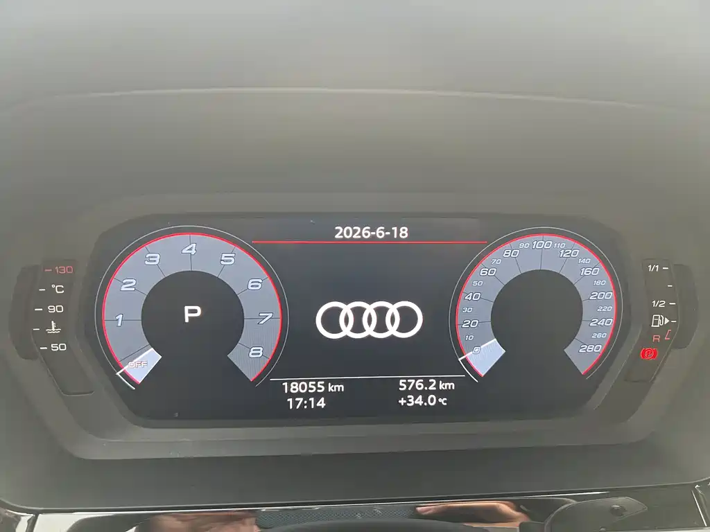 Audi A3 2023 — фото 15