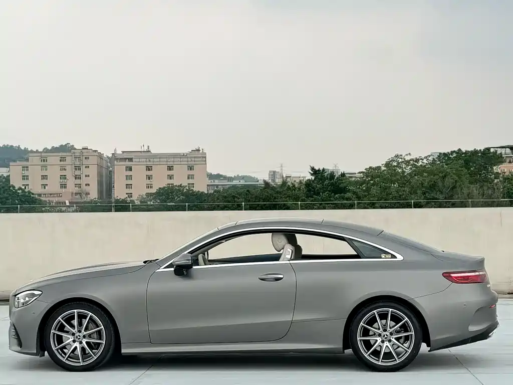 Mercedes-Benz E-Class 2023 — фото 3