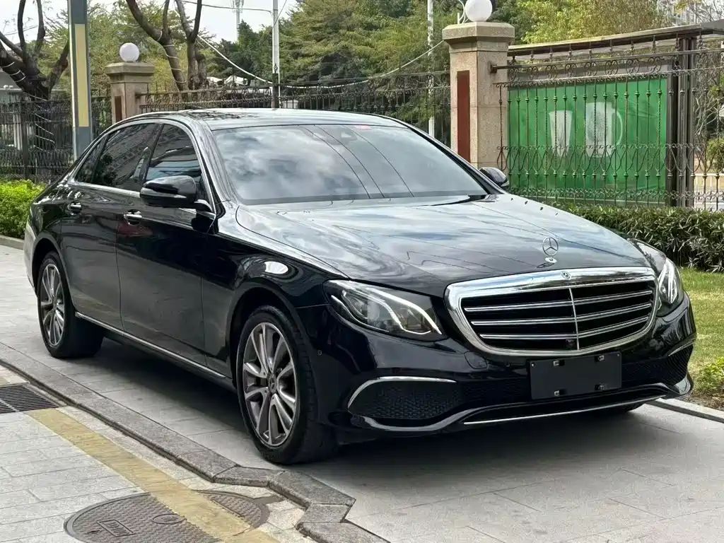 Mercedes-Benz E-Class 2019 — фото 3