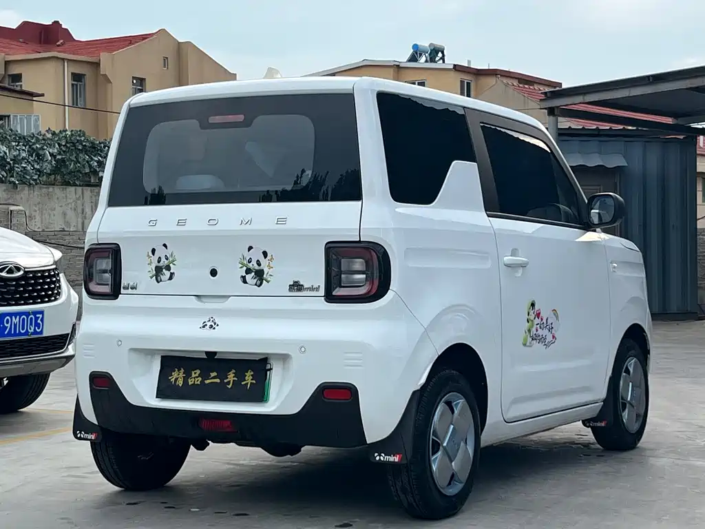 Geely Galaxy Panda 2025 — фото 3