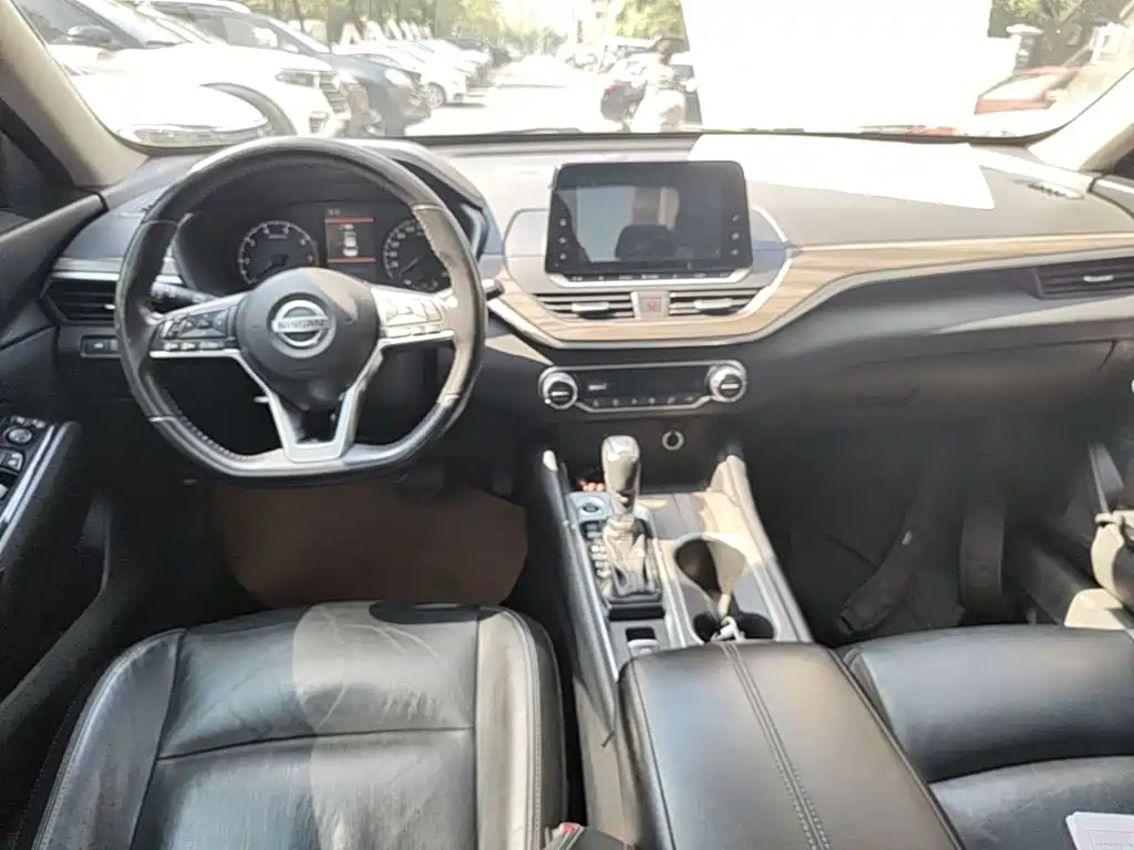 Nissan Teana 2021 — фото 10