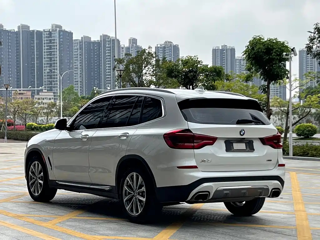 BMW X3 2021 — фото 4
