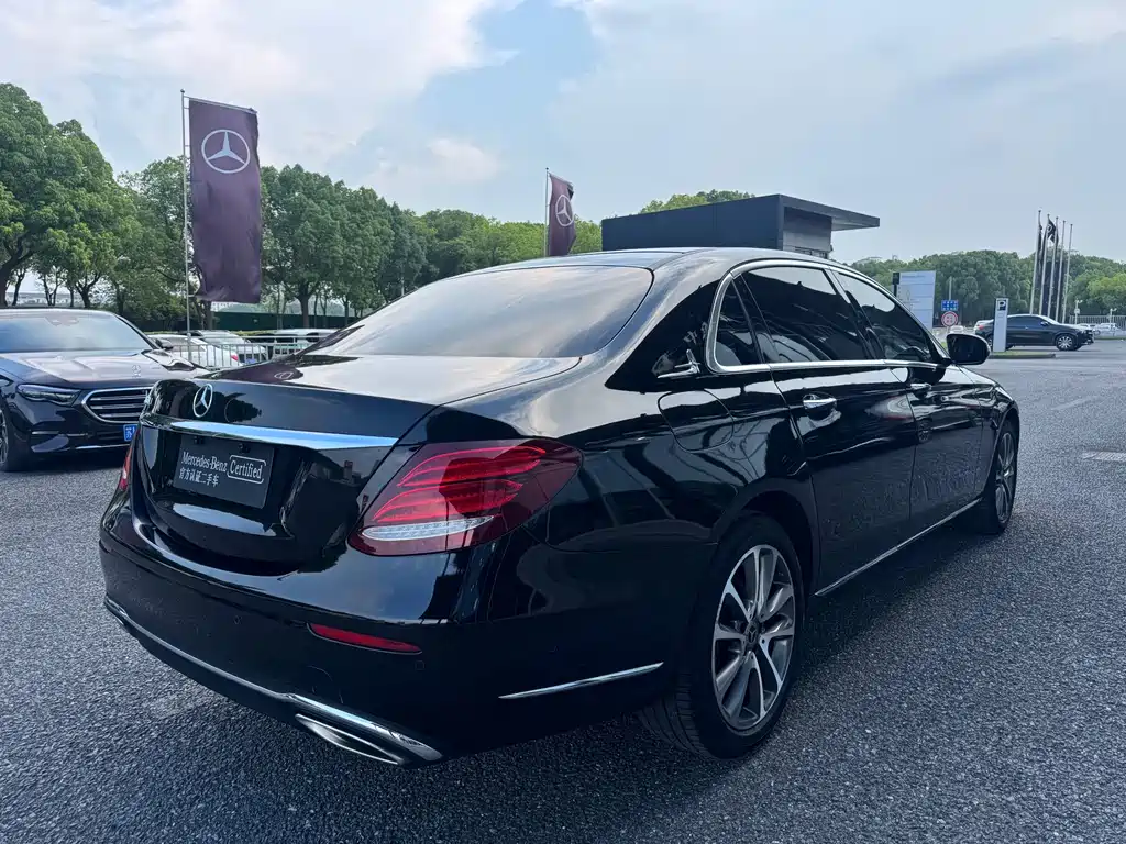 Mercedes-Benz E-Class 2019 — фото 6
