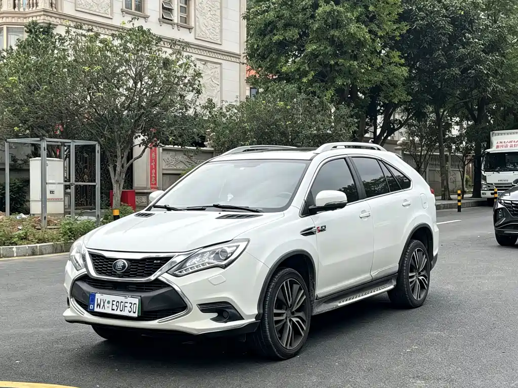 BYD Tang New Energy 2017
