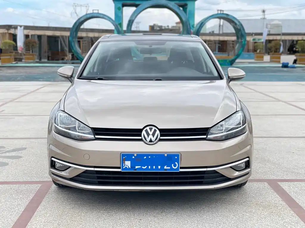 Volkswagen Golf 2018 — фото 2