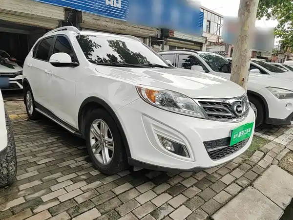 GAC Trumpchi GS5 2014