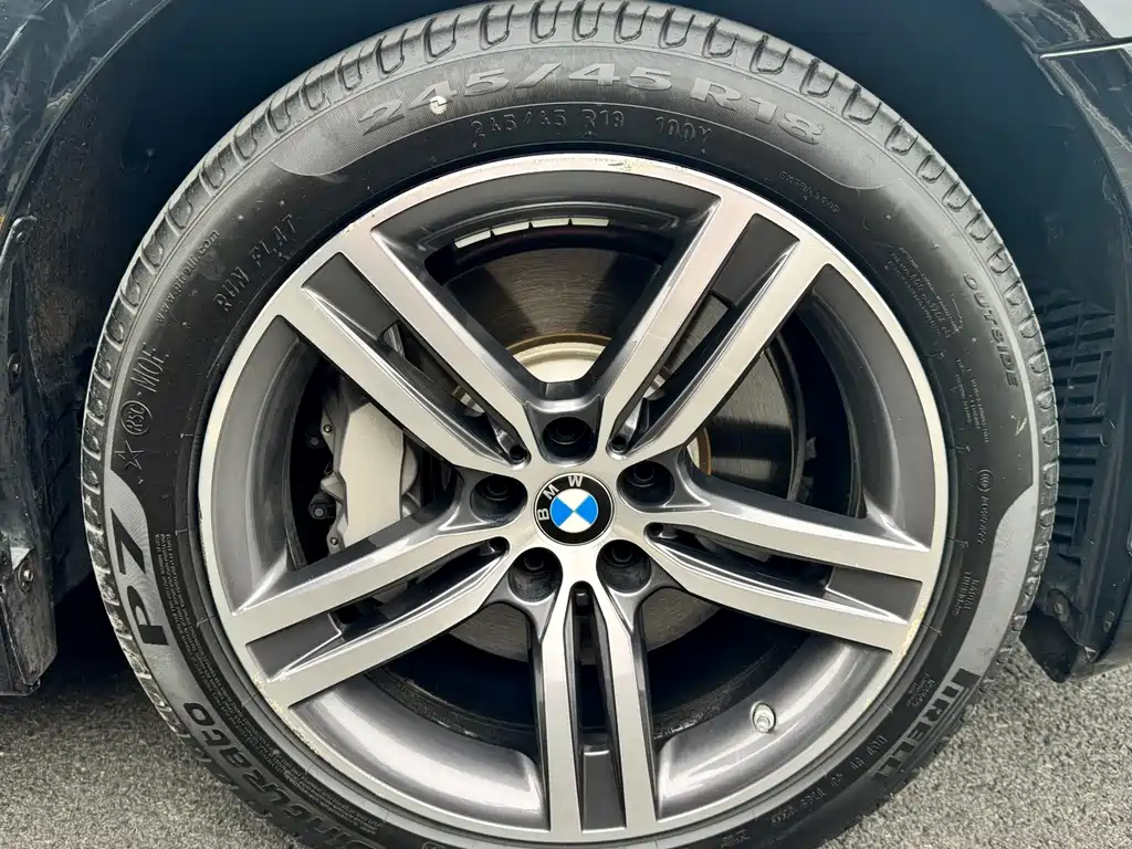 BMW 5 Series 2022 — фото 12