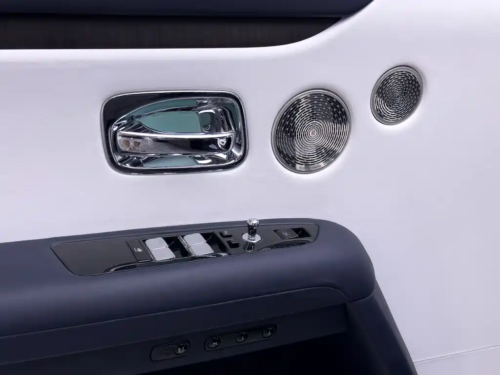 Rolls-Royce Ghost 2021 — фото 13