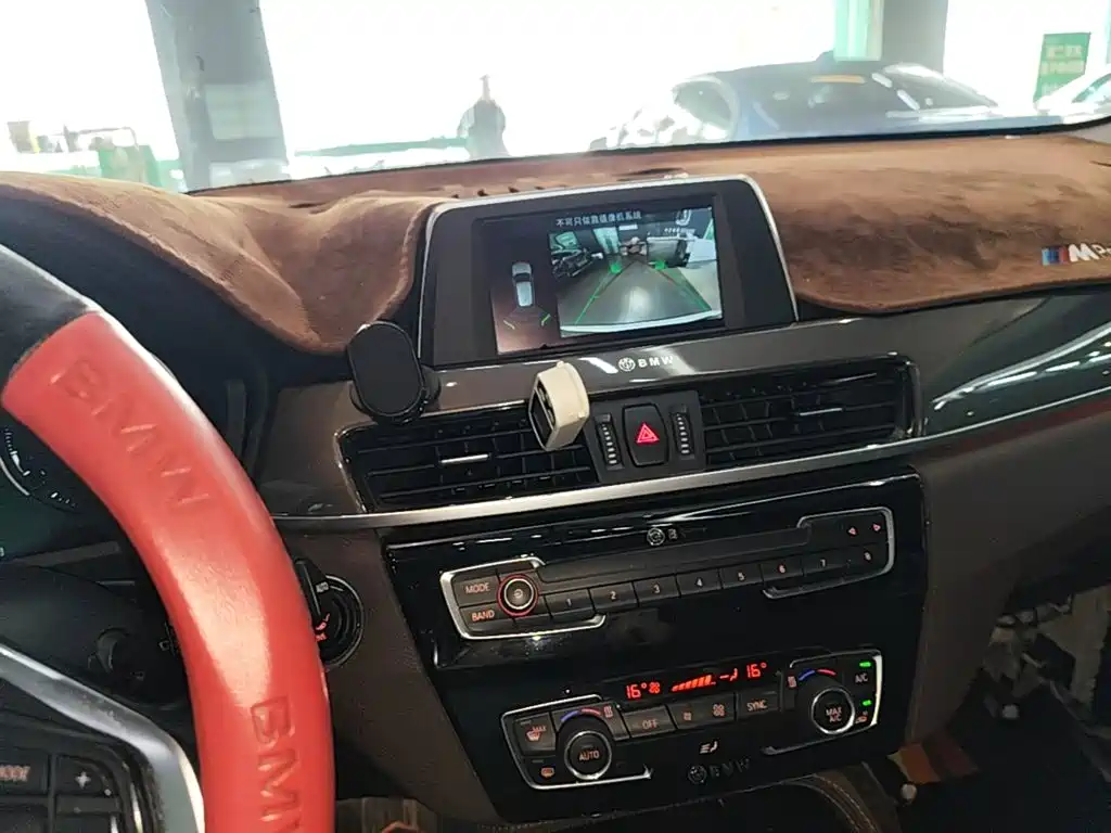BMW X1 2018 — фото 13