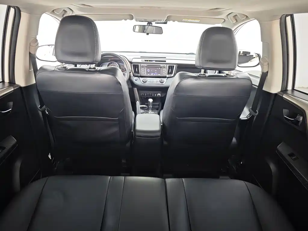 Toyota RAV4 2014 — фото 22