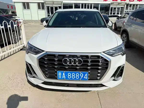 Audi Q3 2022
