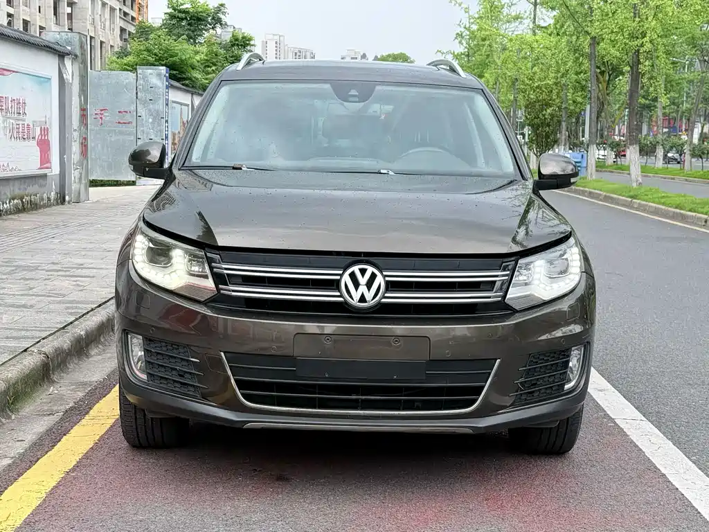 Volkswagen Tiguan 2014 — фото 2