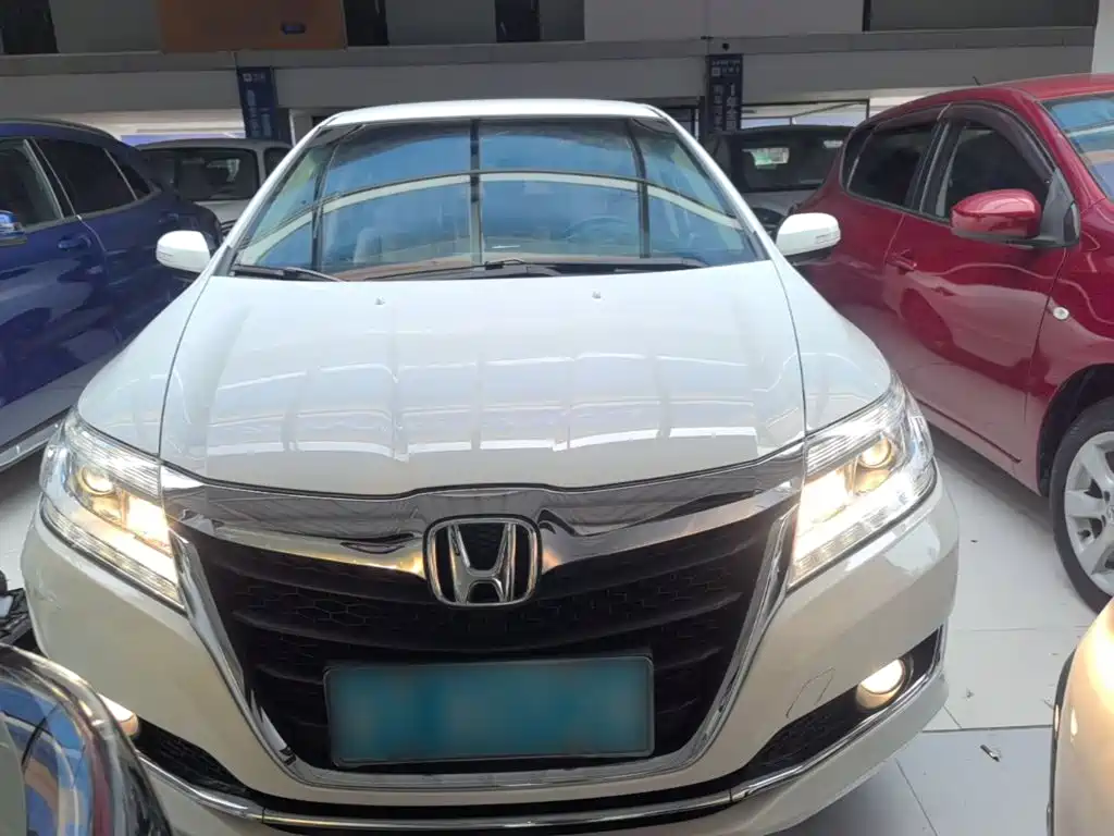 Honda Crider 2016