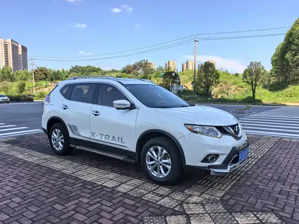 Nissan X-Trail 2014