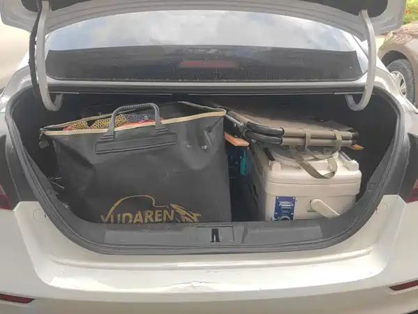 Geely Emgrand 2022