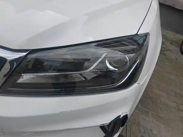 Geely Emgrand 2022
