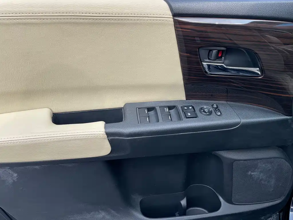 Honda Odyssey 2019 — фото 14