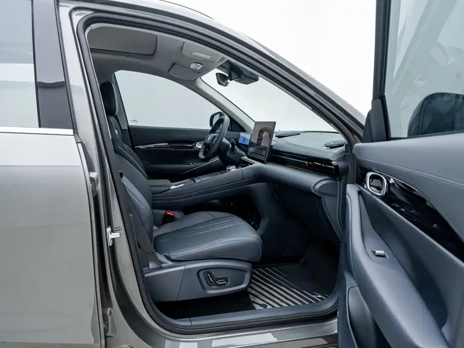 Geely Galaxy E5 2025 — фото 16