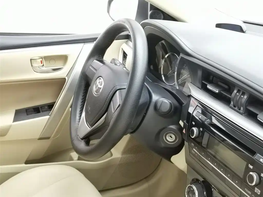Toyota Corolla 2016 — фото 22