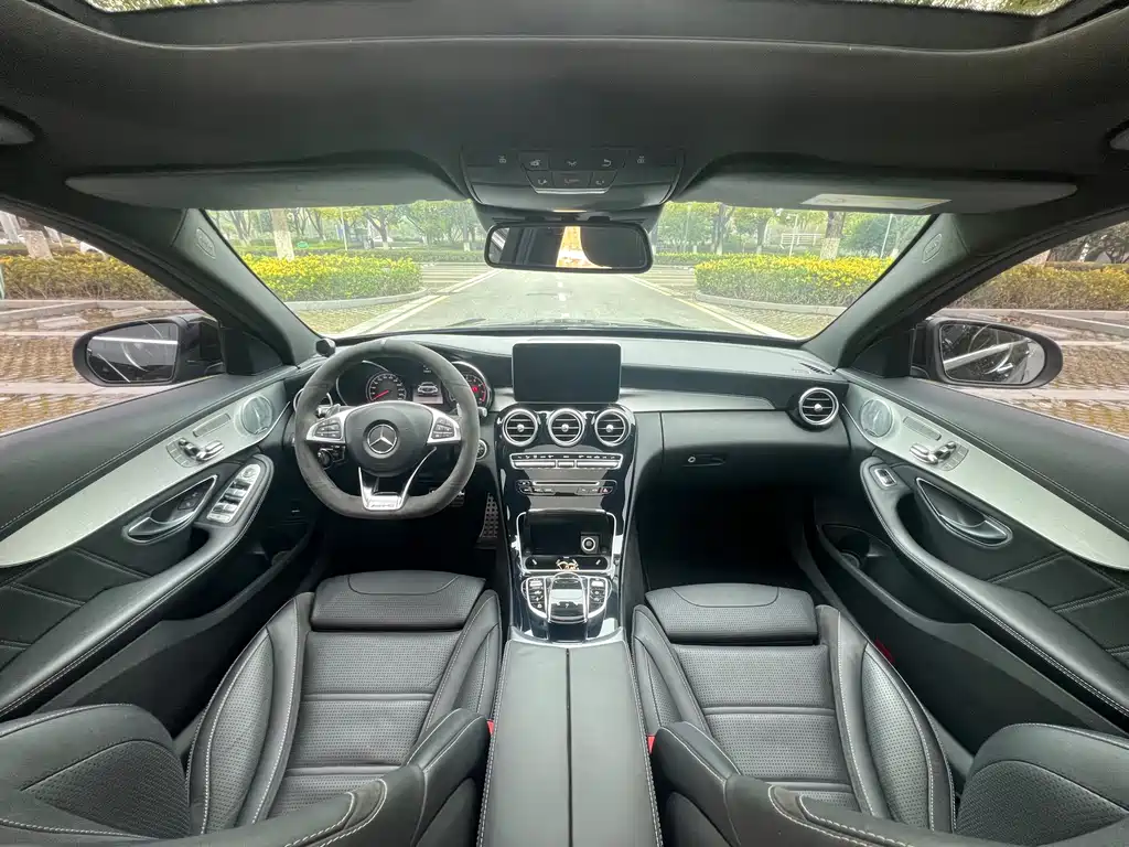 Mercedes-Benz C-Class AMG 2017 — фото 11