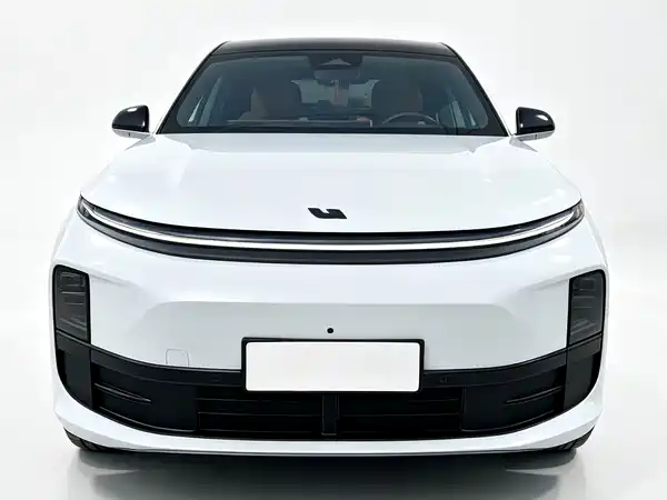 Li Auto L6 2025