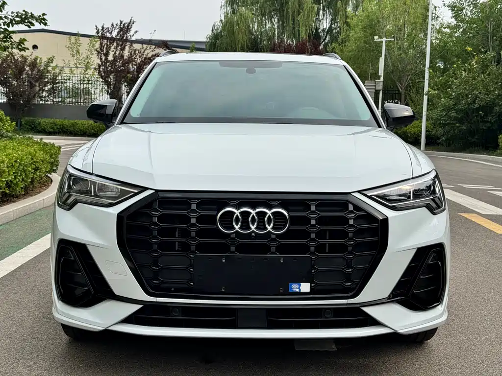 Audi Q3 2023 — фото 2