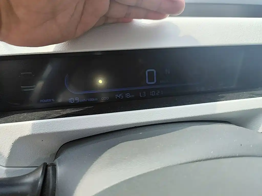 Geely Galaxy Panda 2025 — фото 12