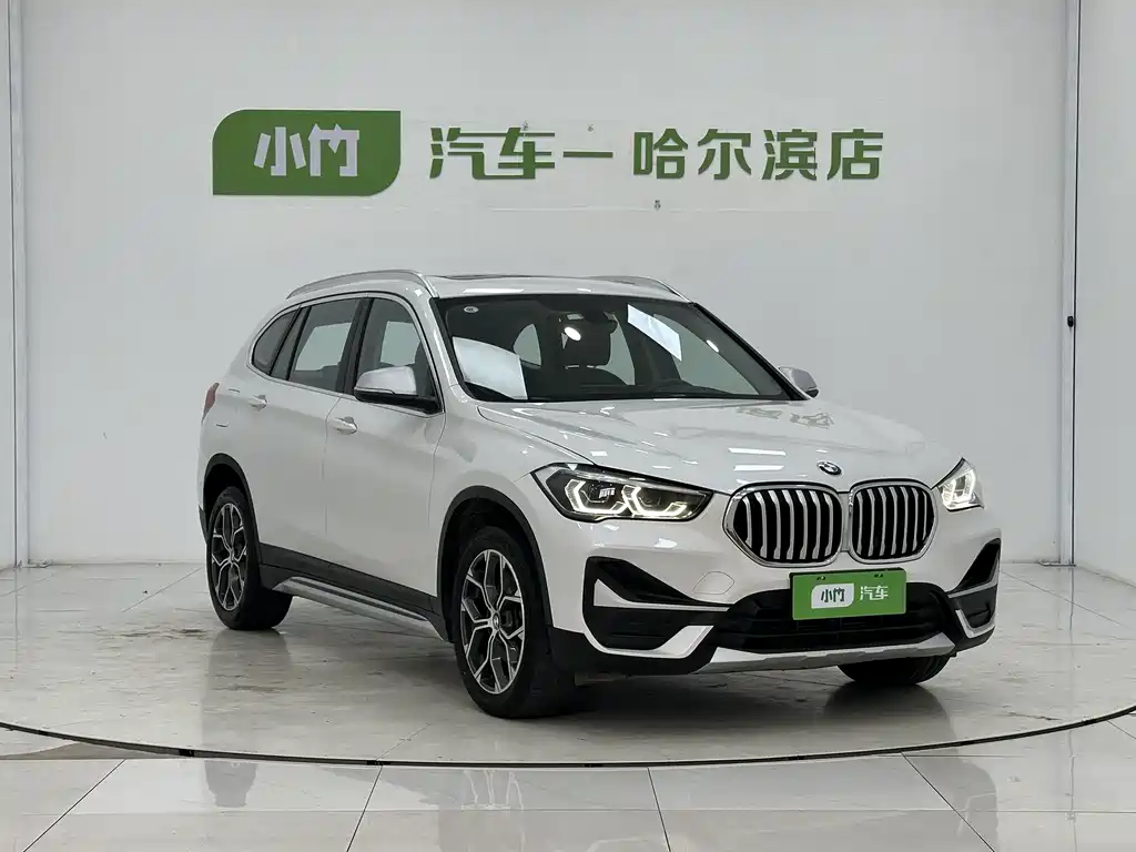 BMW X1 2022 — фото 3