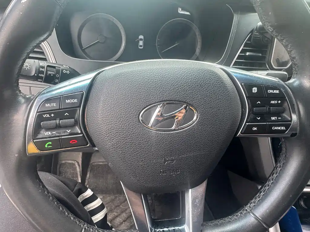 Hyundai Sonata 2016 — фото 10