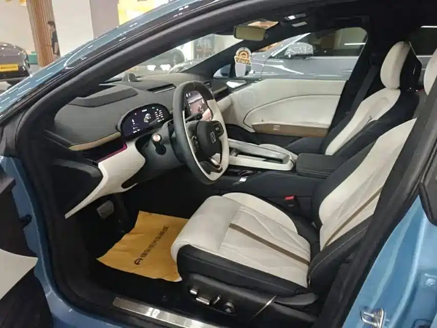 Zeekr 007 GT 2025
