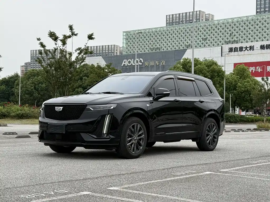 Cadillac XT6 2024 — фото 2
