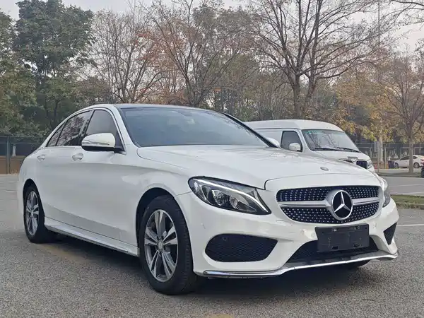 Mercedes-Benz C-Class 2017