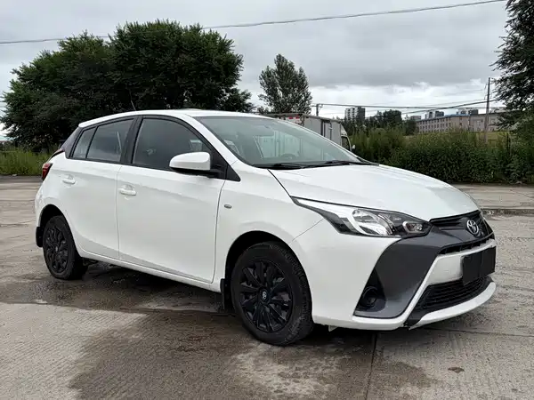 Toyota Yaris L 2017
