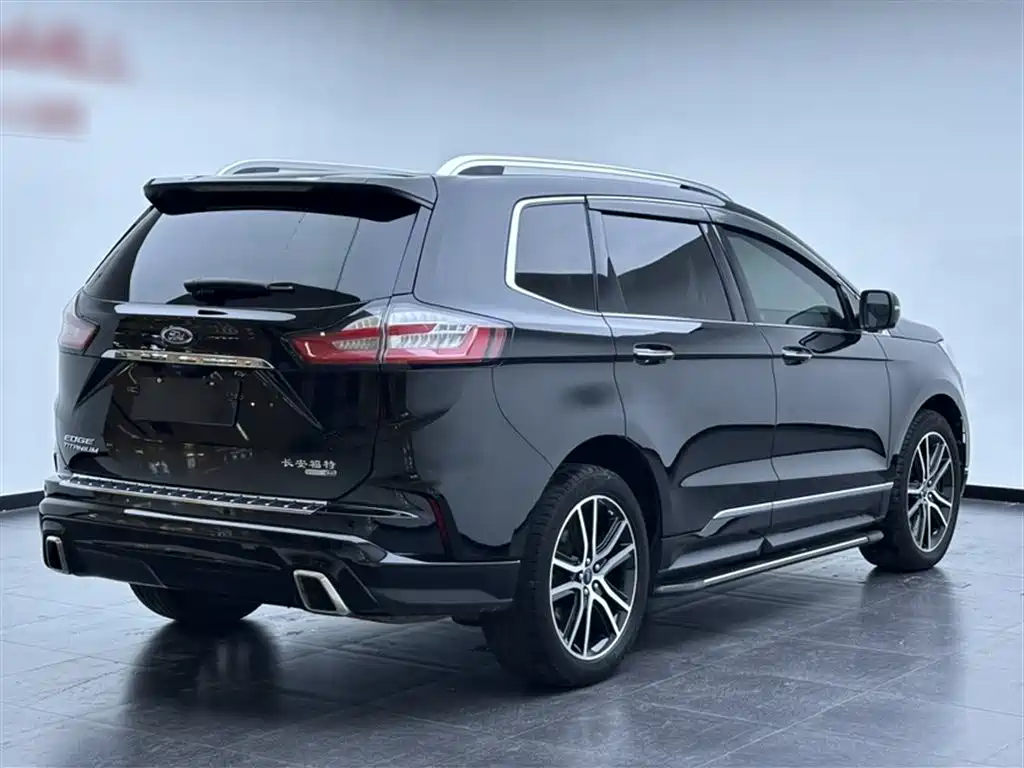 Ford Edge 2020 — фото 7