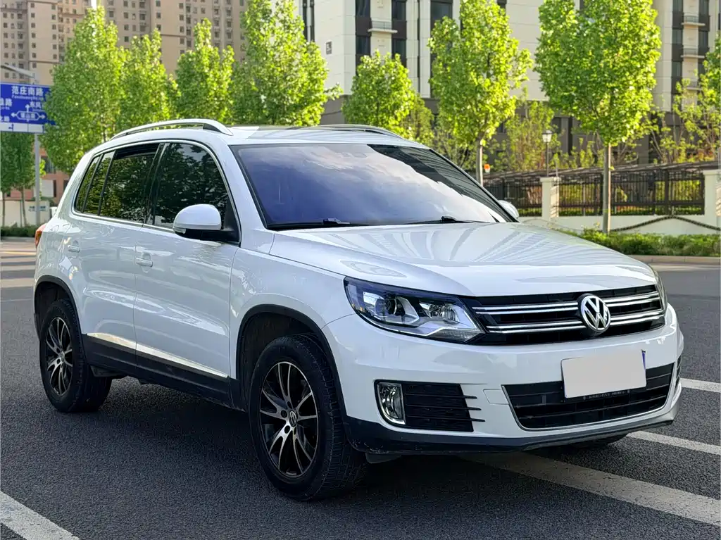 Volkswagen Tiguan 2015 — фото 3